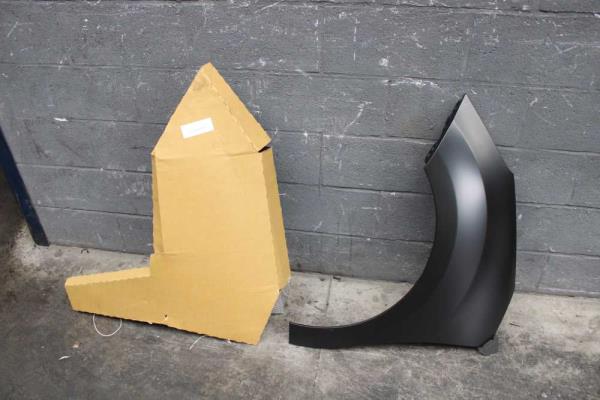 AILE AVANT GAUCHE CITROEN C3 11/2009/2016 , DS3 4/2010-2019 ( PIECE NEUVE ) - Vue 1